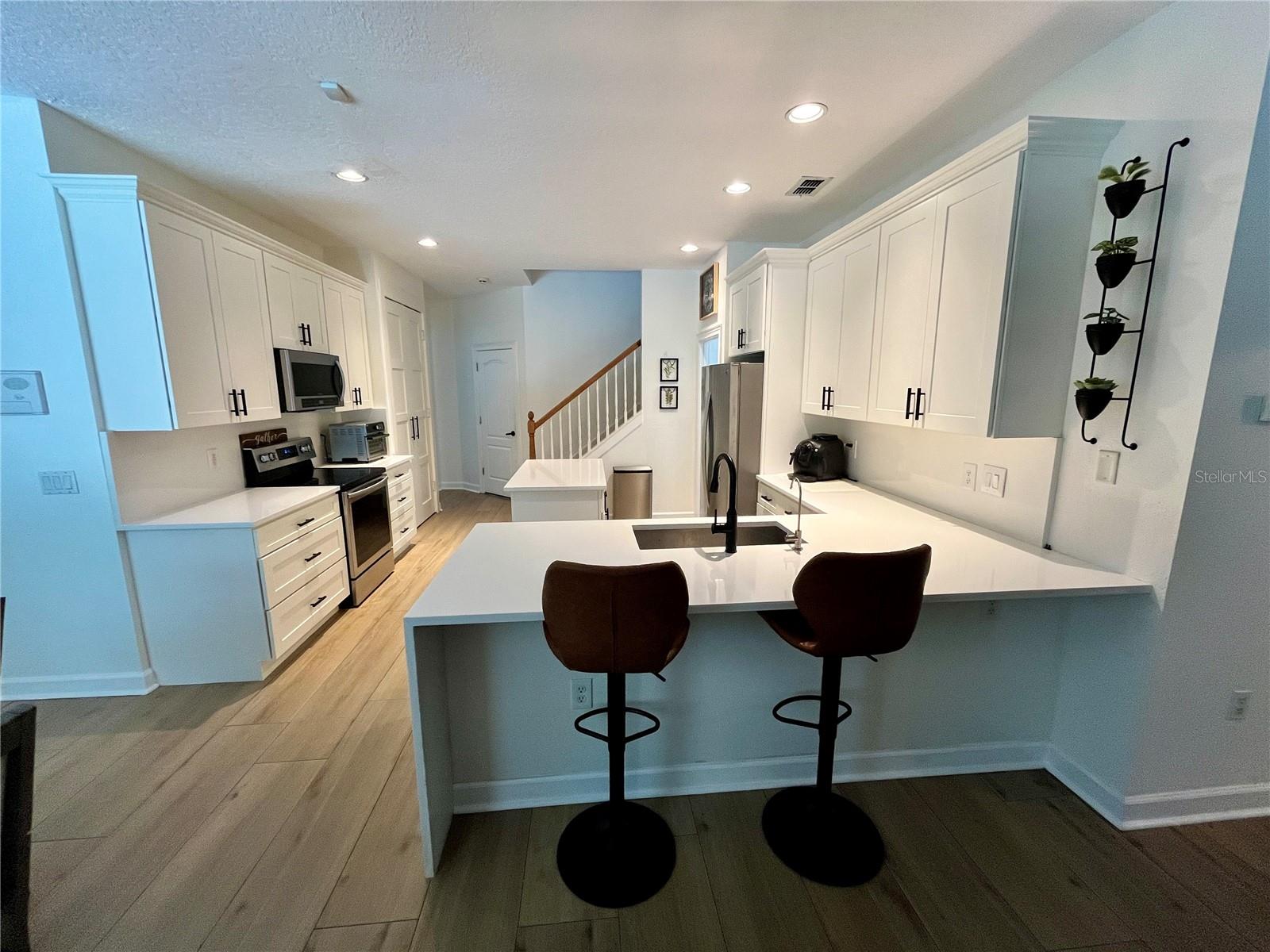 Image 14 of 51 For 2643 Aloma Oaks Drive