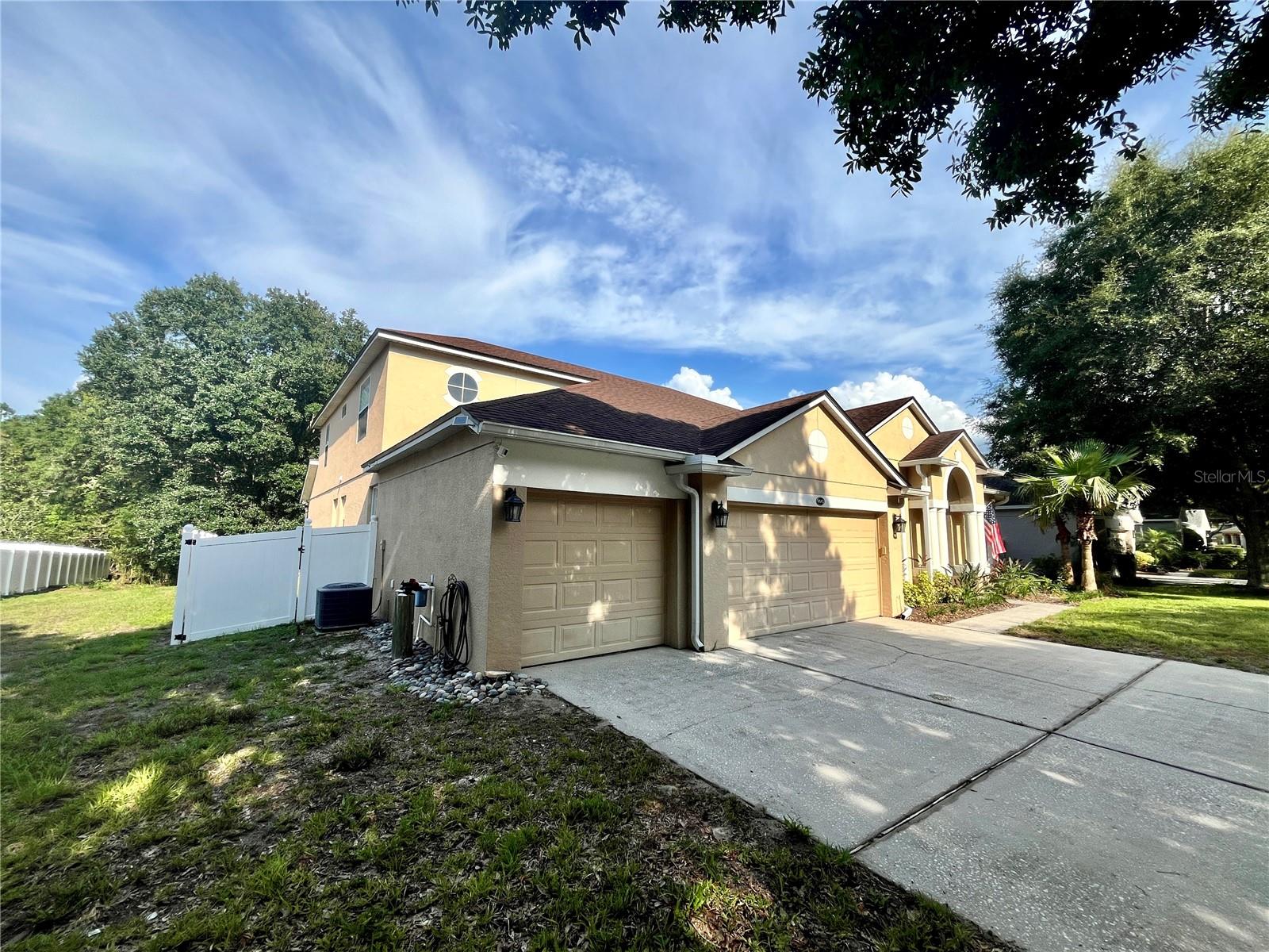 Image 46 of 51 For 2643 Aloma Oaks Drive