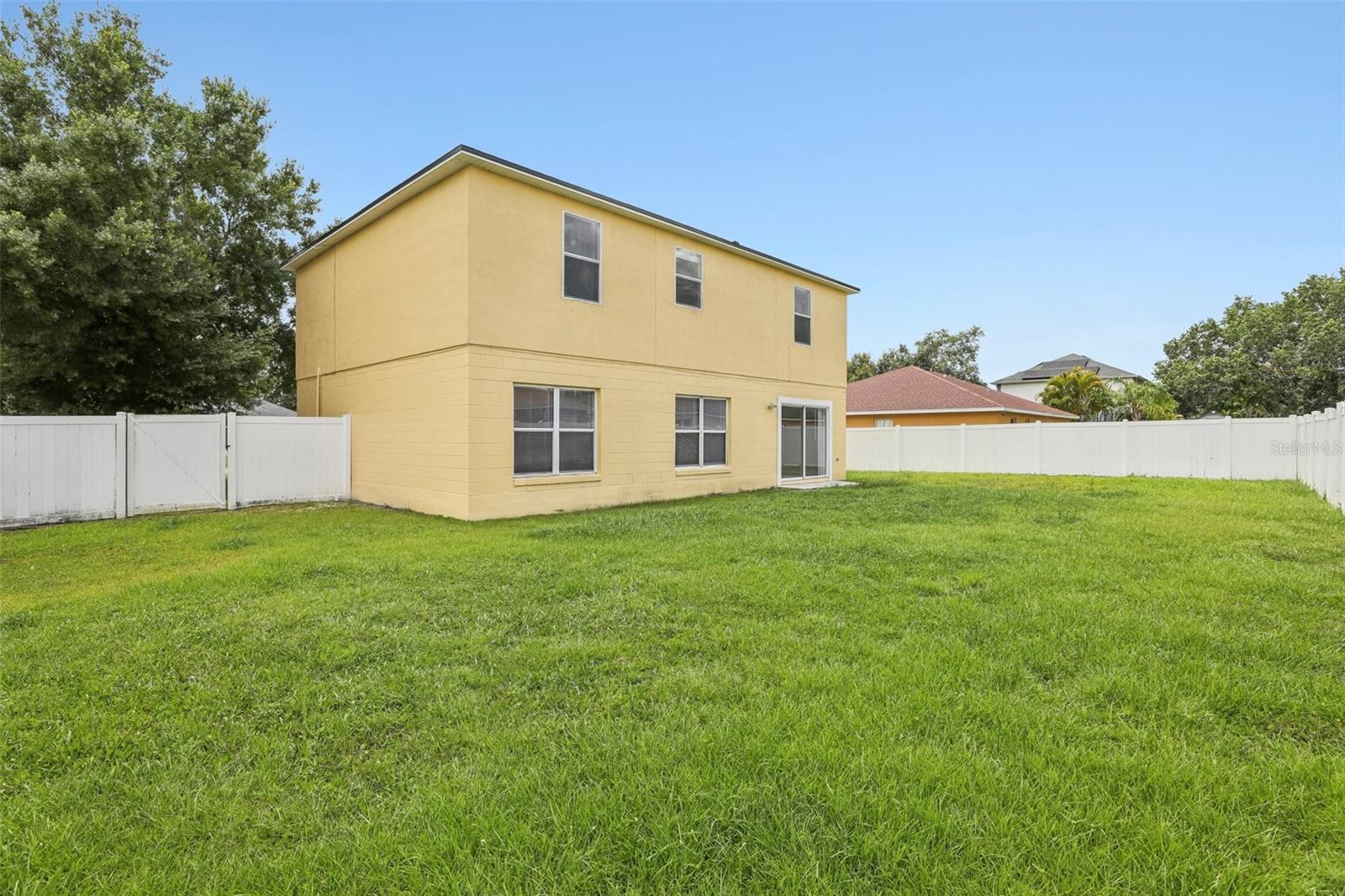Image 40 of 67 For 670 Bluebill Court