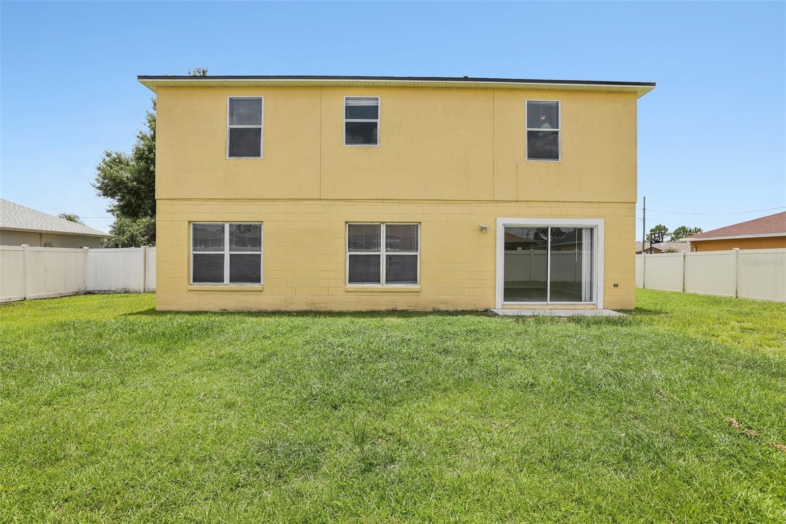 Image 42 of 67 For 670 Bluebill Court