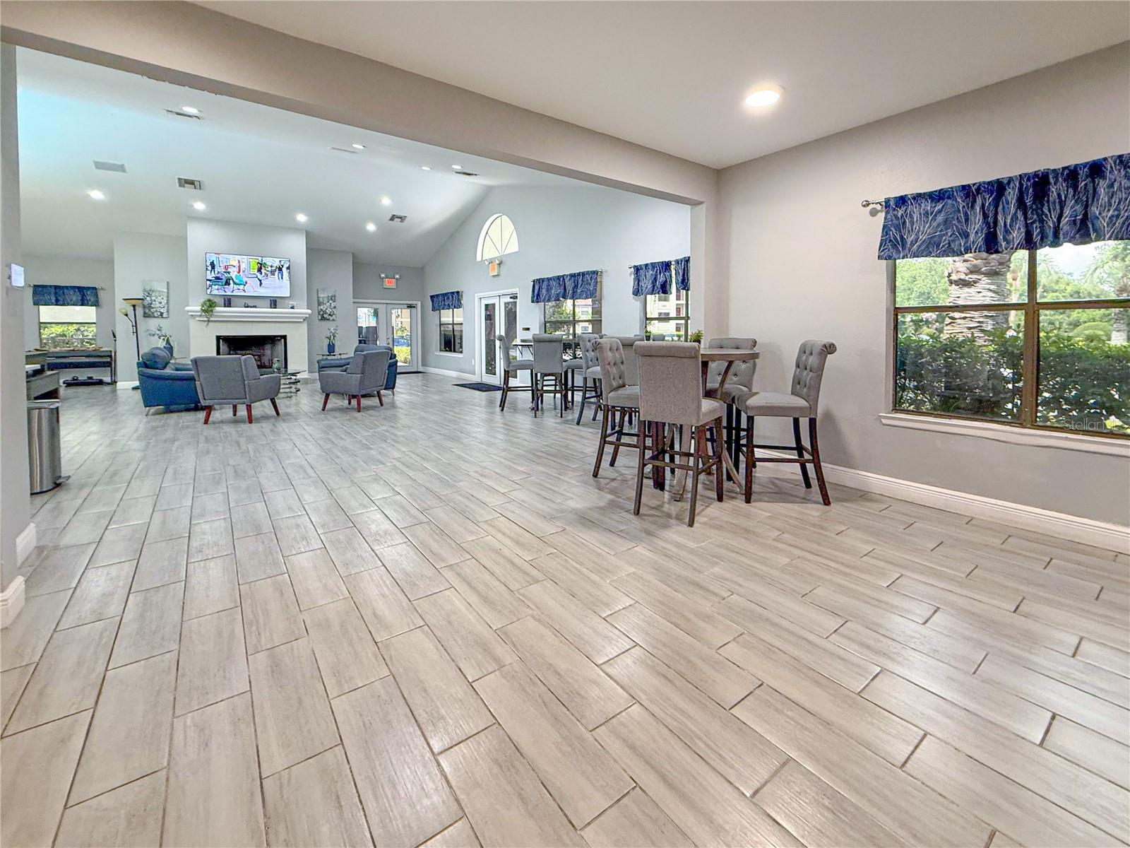Image 19 of 24 For 3034 Parkway Boulevard 102