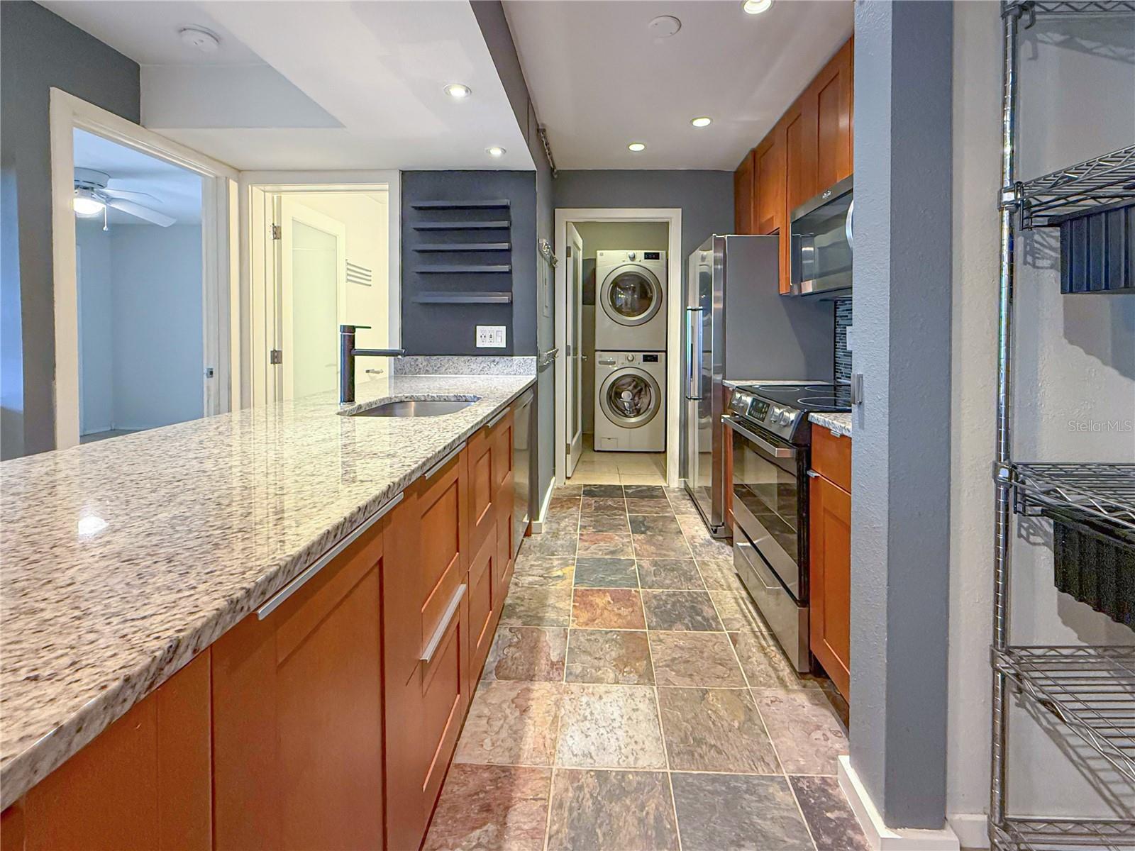 Image 6 of 24 For 3034 Parkway Boulevard 102