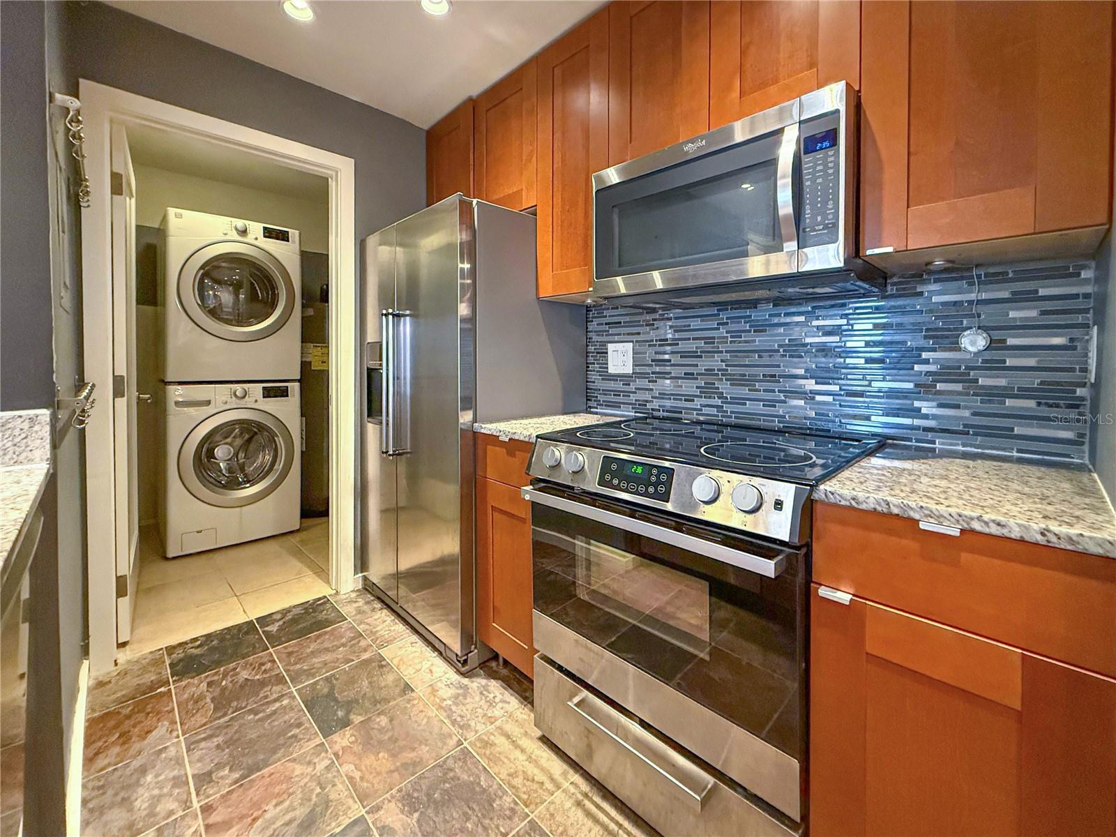 Image 7 of 24 For 3034 Parkway Boulevard 102