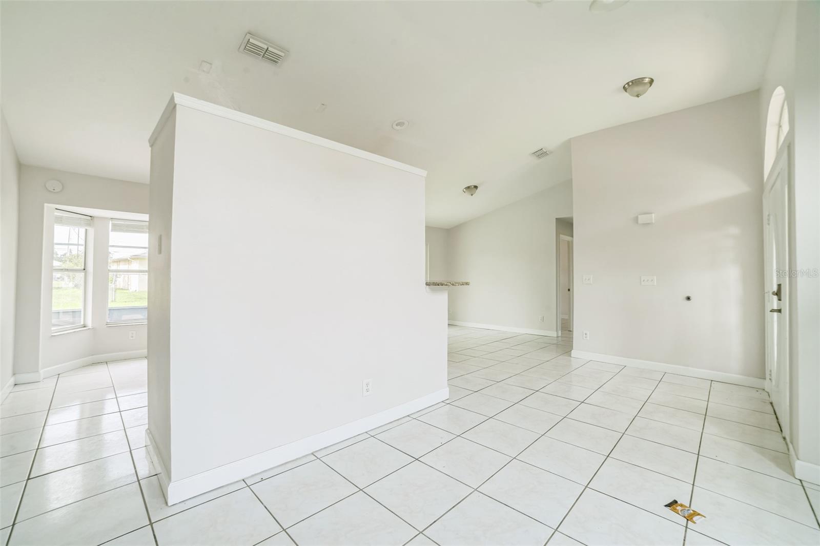Image 14 of 35 For 657 Mckinley Court