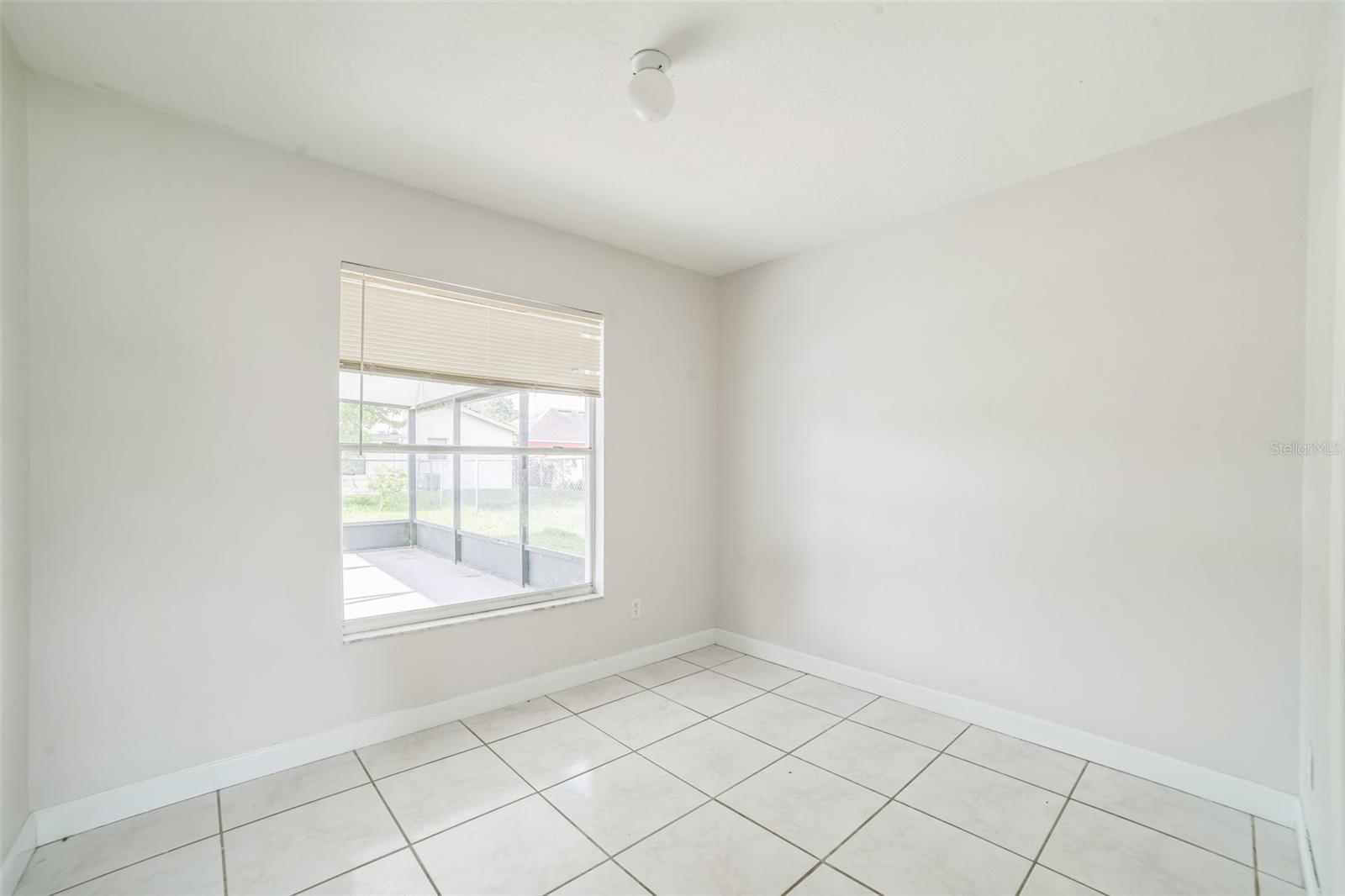 Image 9 of 35 For 657 Mckinley Court
