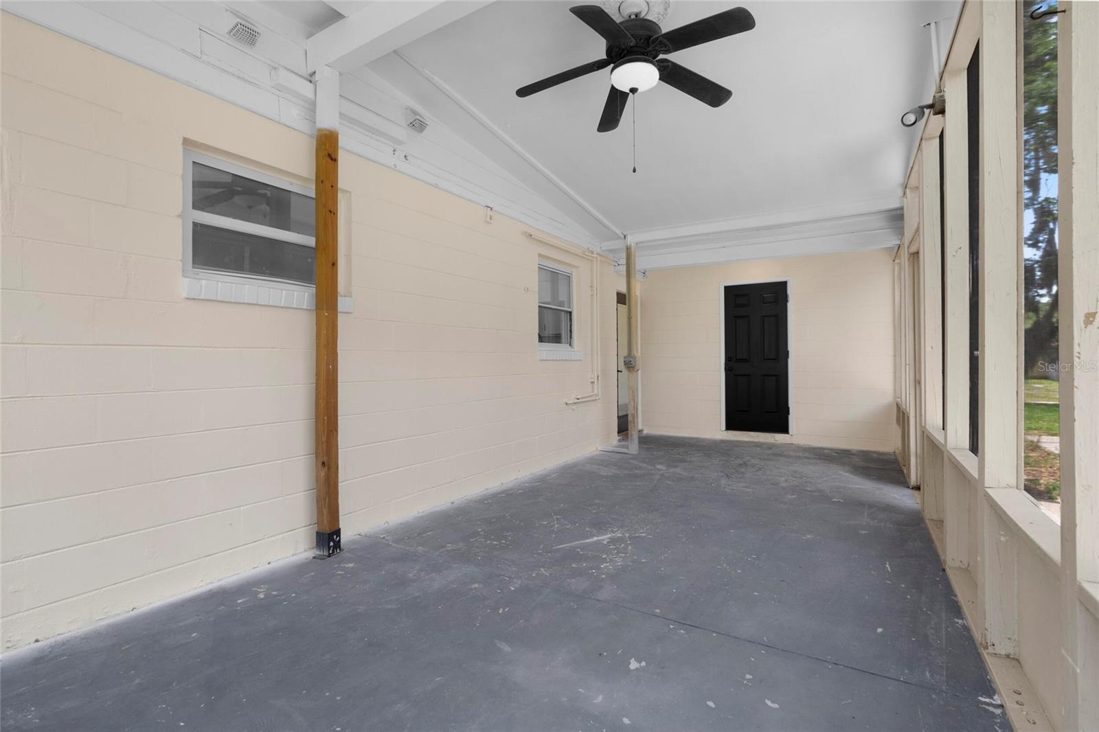 Image 26 of 38 For 404 Courtney Drive