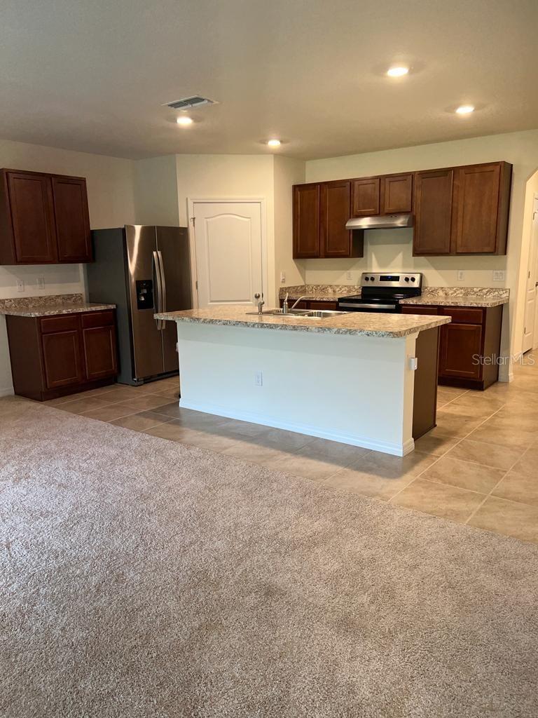 Image 2 of 10 For 1419 Fox Squirrel Drive