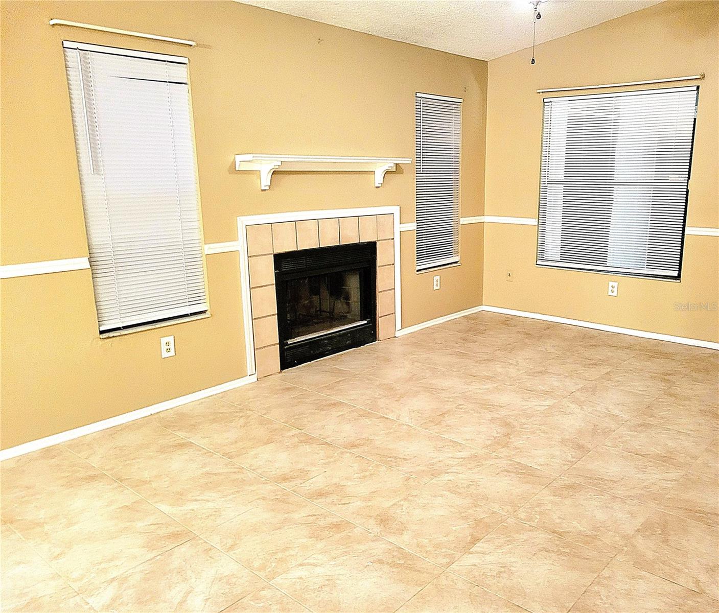 Image 11 of 34 For 1808 Northlake Drive 1808