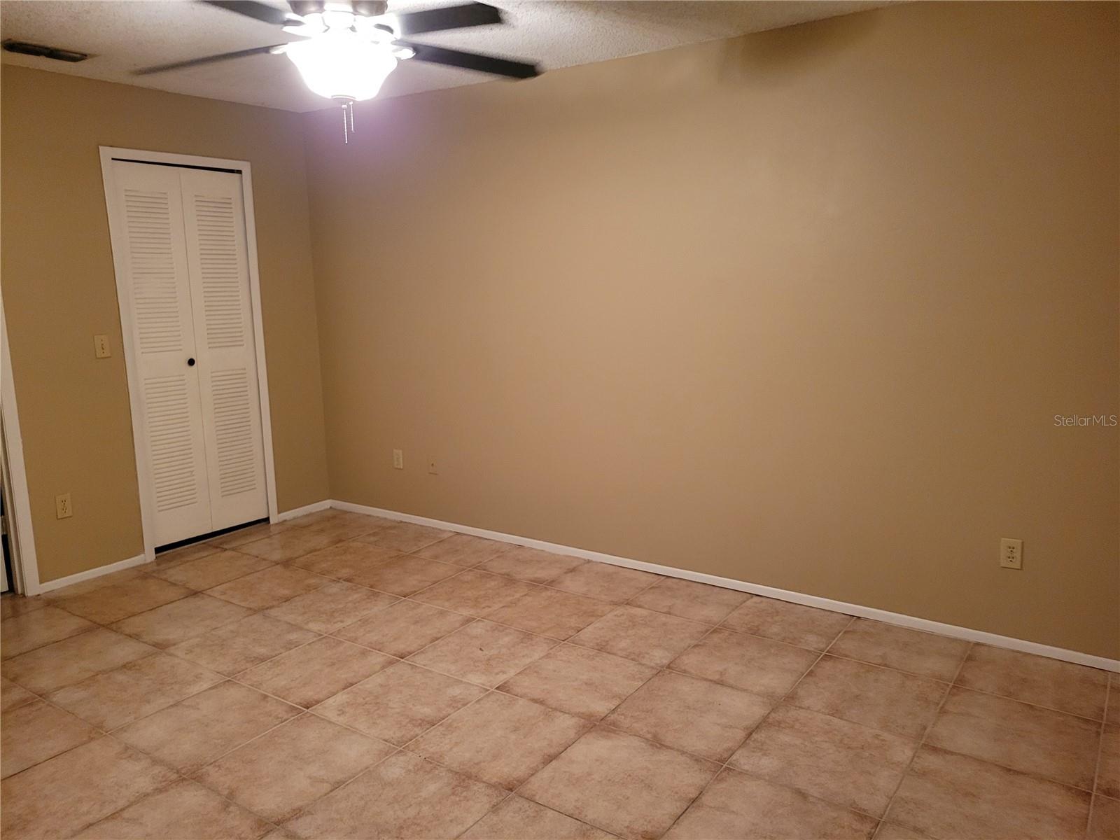 Image 17 of 34 For 1808 Northlake Drive 1808