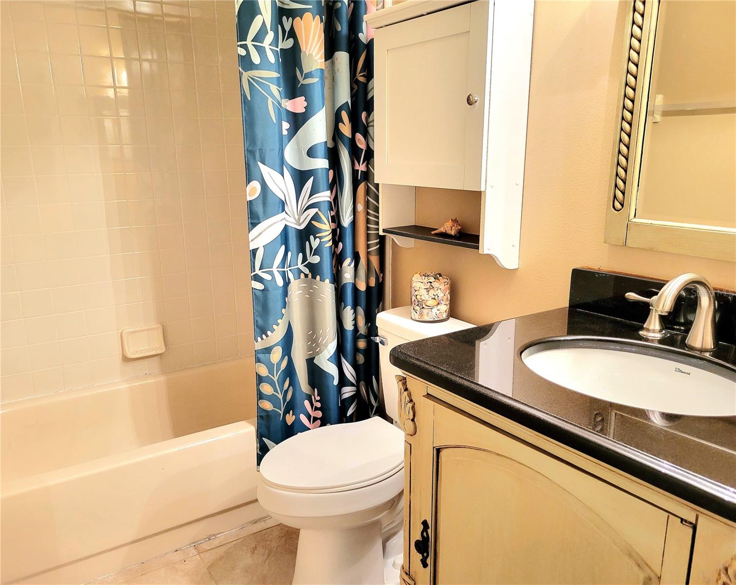 Image 26 of 34 For 1808 Northlake Drive 1808