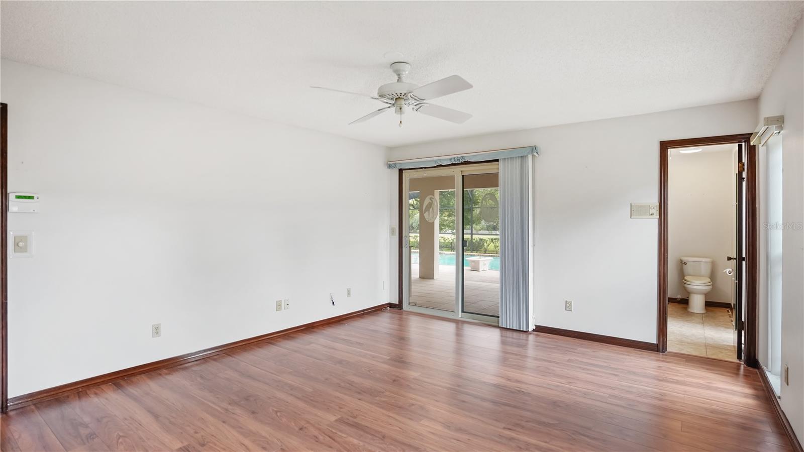 Image 15 of 51 For 316 Cambridge Drive