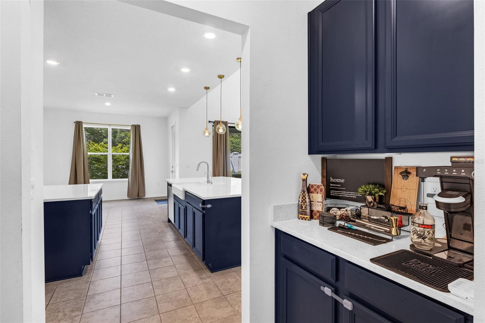 Image 17 of 72 For 2901 Agostino Terrace