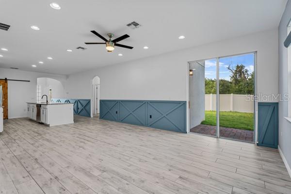 Image 15 of 33 For 2914 Scarlett Drive