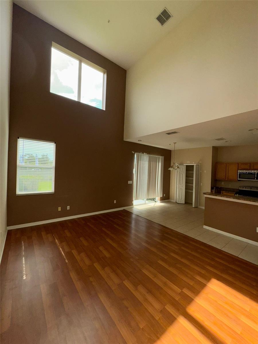 Image 4 of 20 For 6024 Chapledale Drive
