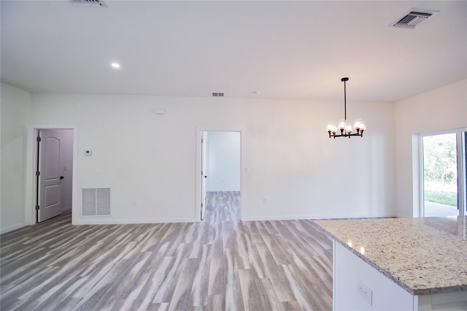 Image 11 of 30 For 3330 Albatross Avenue
