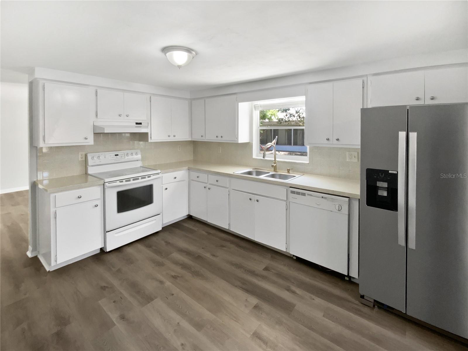 Image 6 of 29 For 7604 Tyson Drive