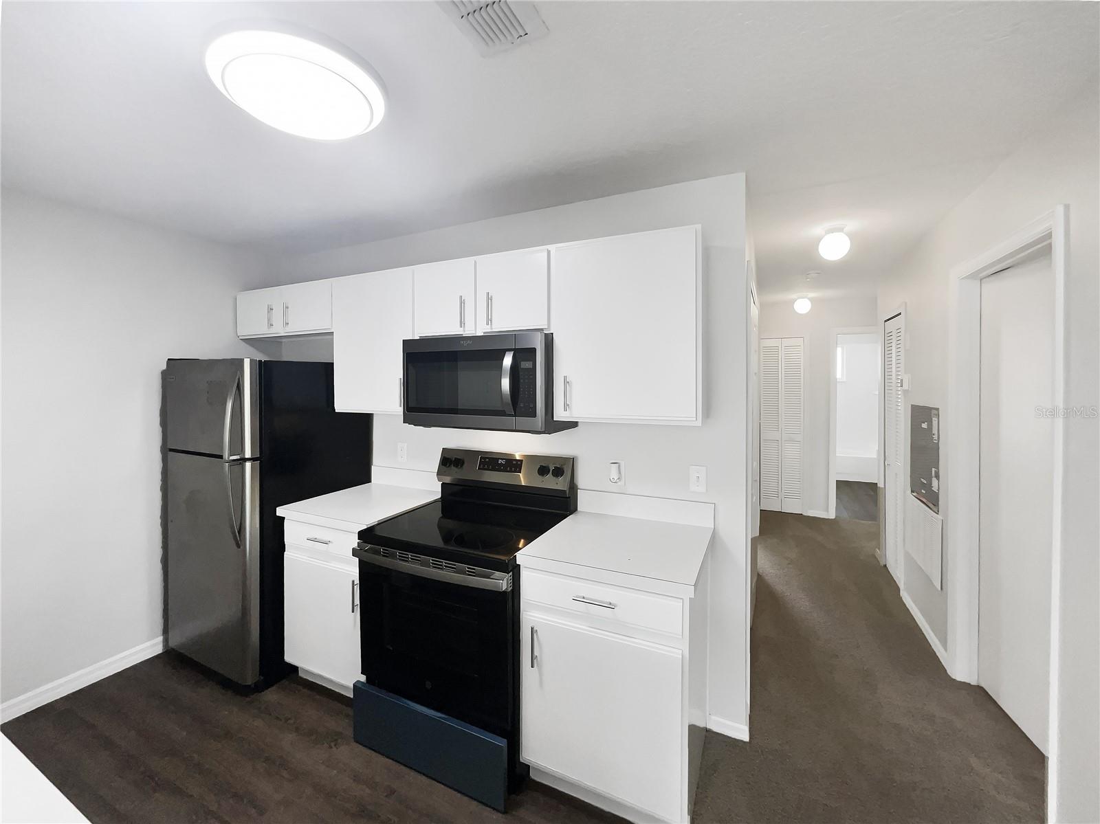 Image 6 of 23 For 3142 Britannia Boulevard C