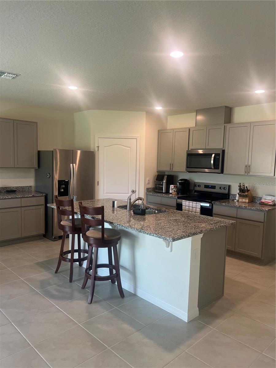 Image 3 of 6 For 2205 Anika Court