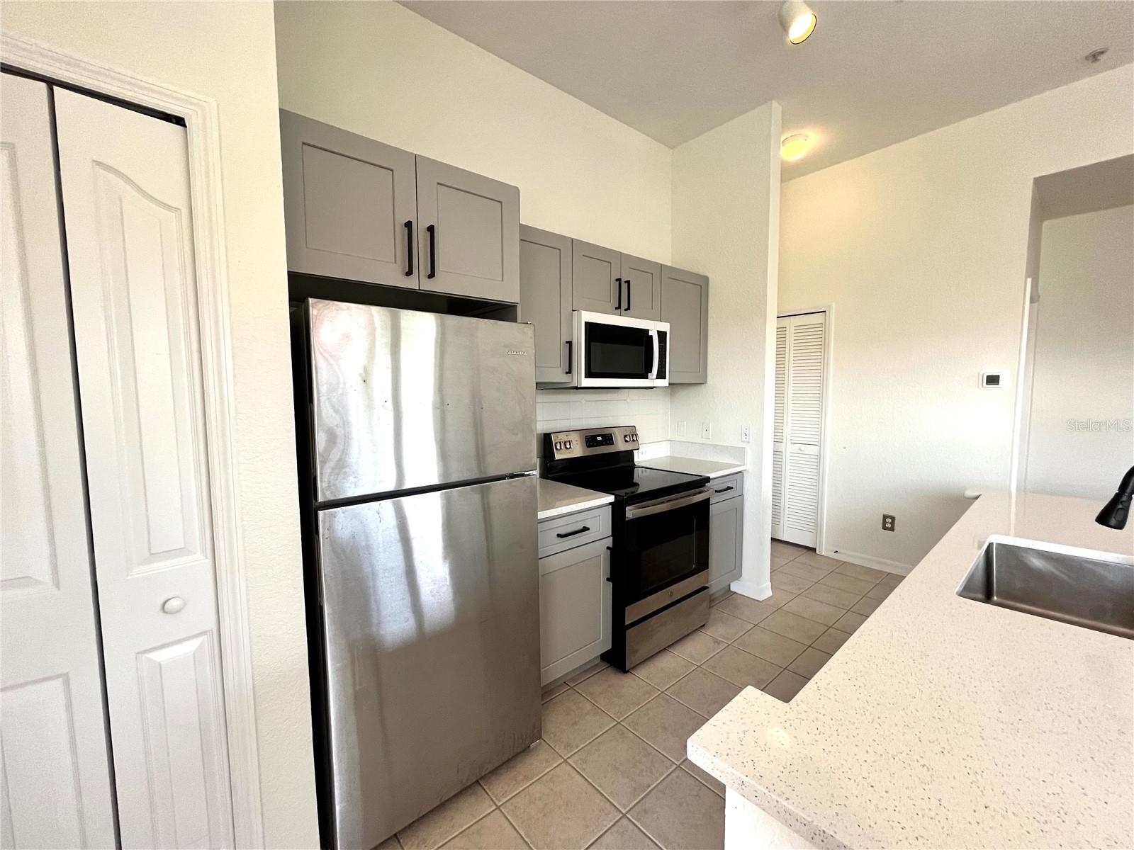 Image 4 of 47 For 2718 Maitland Crossing Way 307