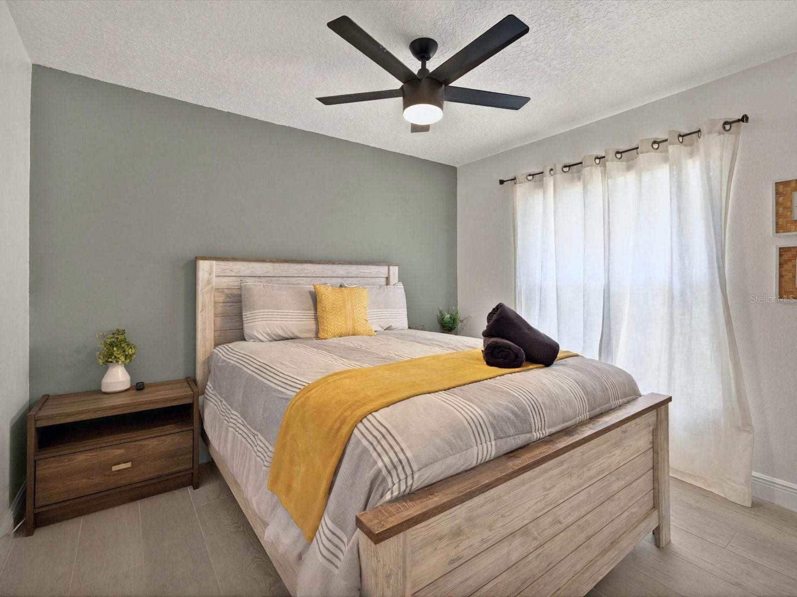 Image 15 of 30 For 703 Sunridge Woods Boulevard