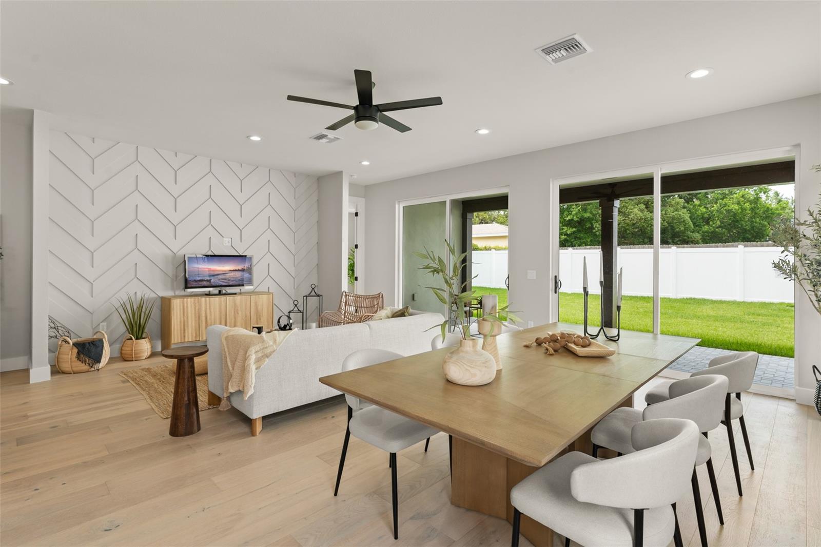 Image 11 of 70 For 1113 Naples Drive