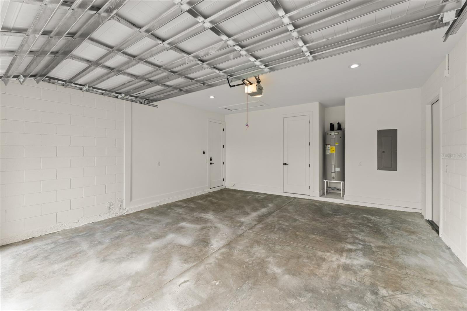 Image 60 of 70 For 1113 Naples Drive