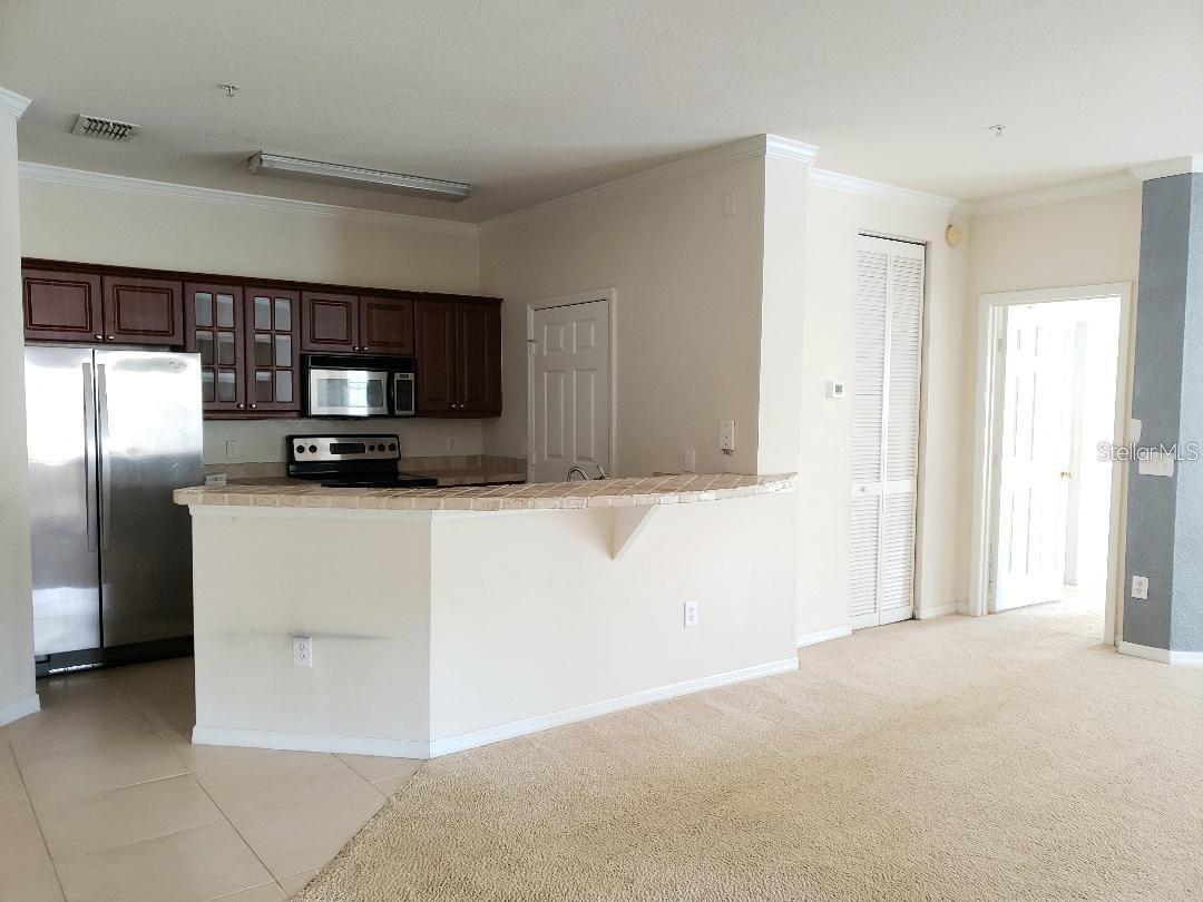 Image 5 of 20 For 3751 Conroy Road 2327
