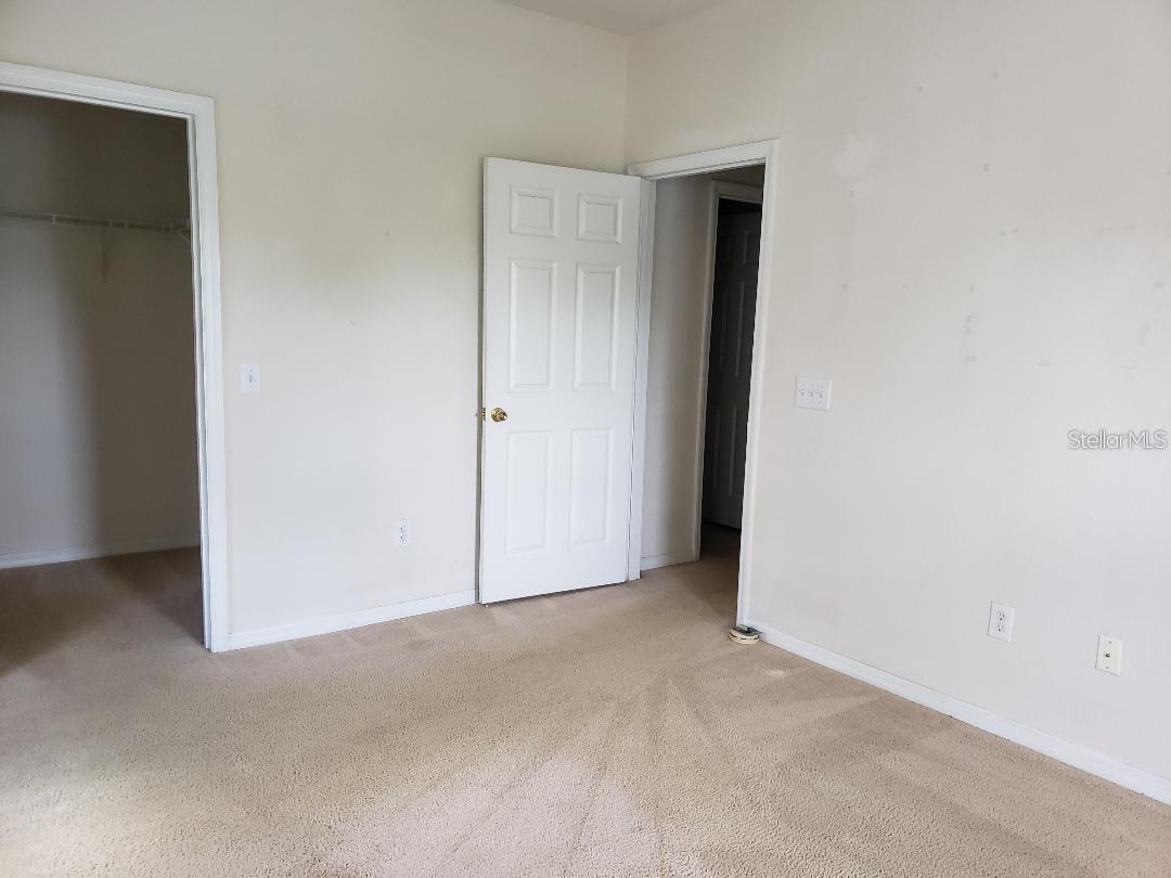 Image 8 of 20 For 3751 Conroy Road 2327