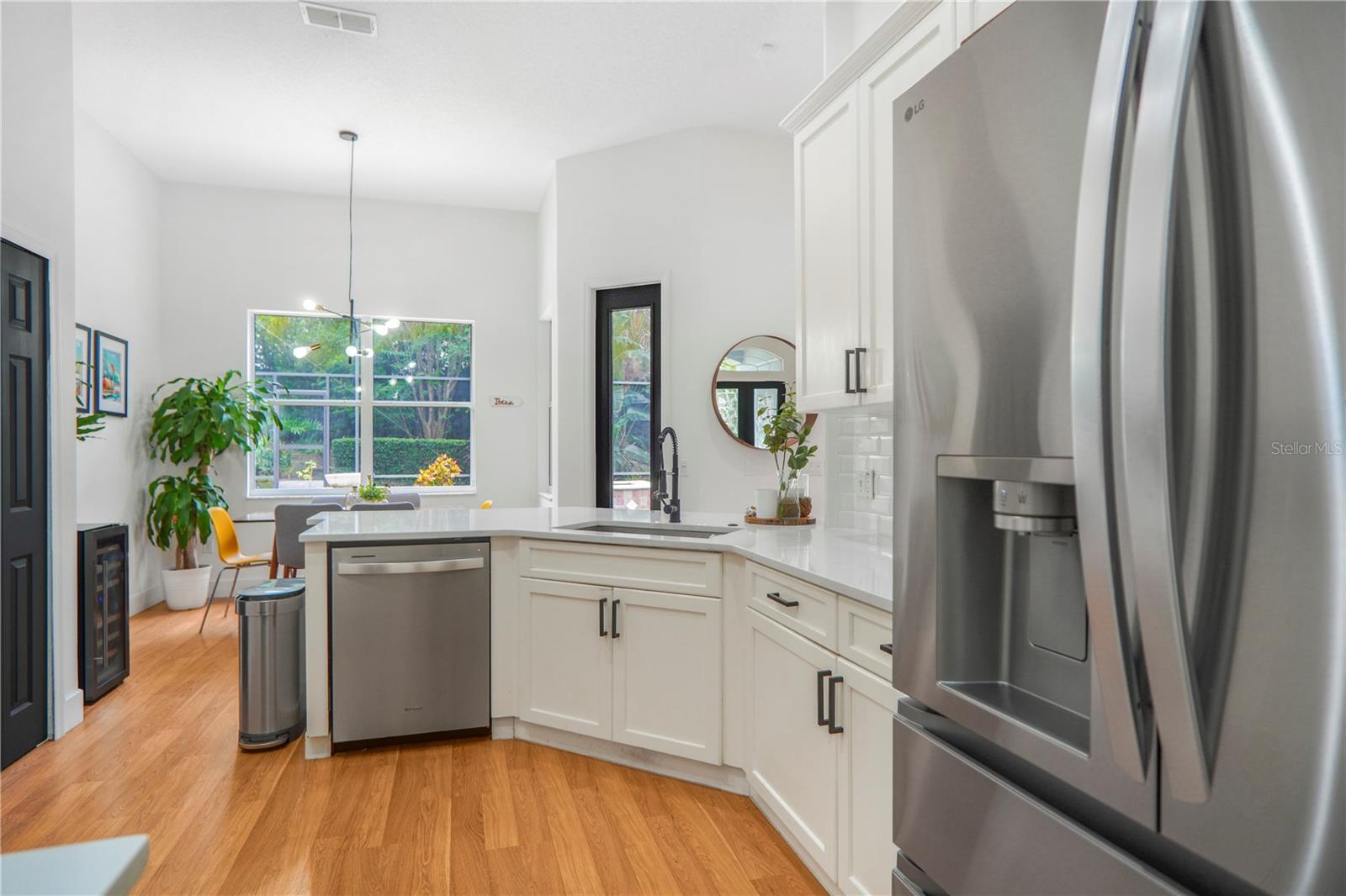 Image 15 of 45 For 2884 Majestic Isle Drive