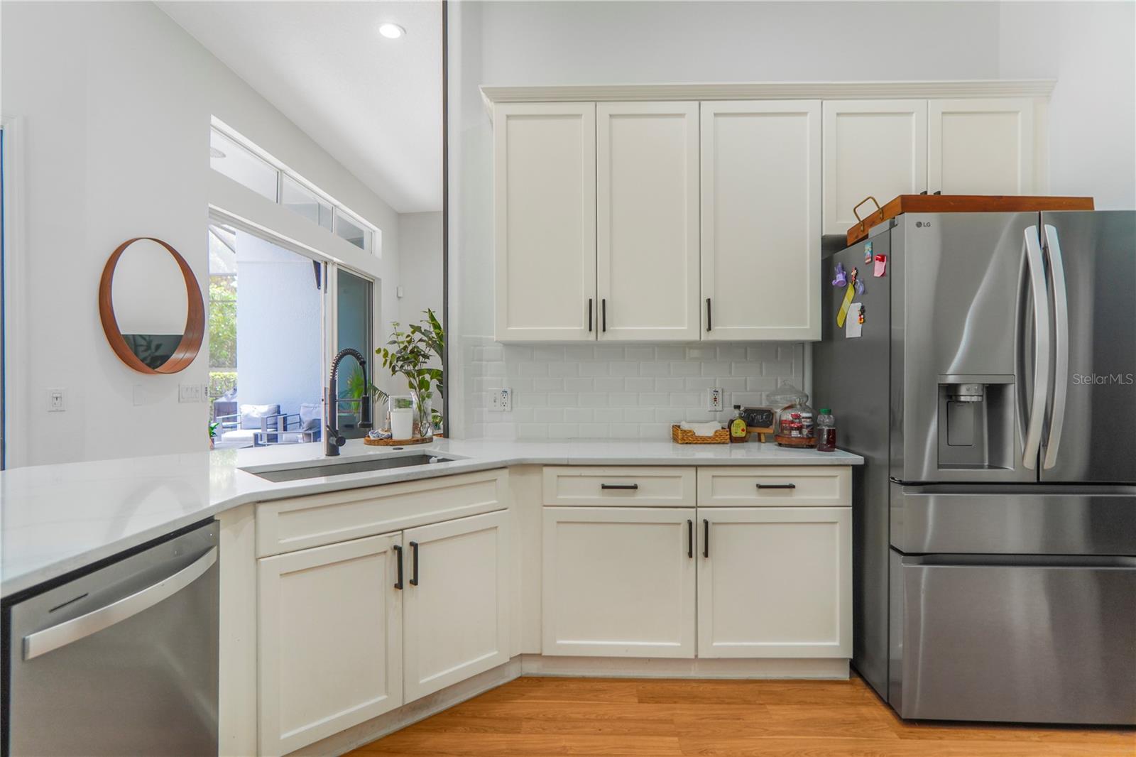 Image 17 of 45 For 2884 Majestic Isle Drive