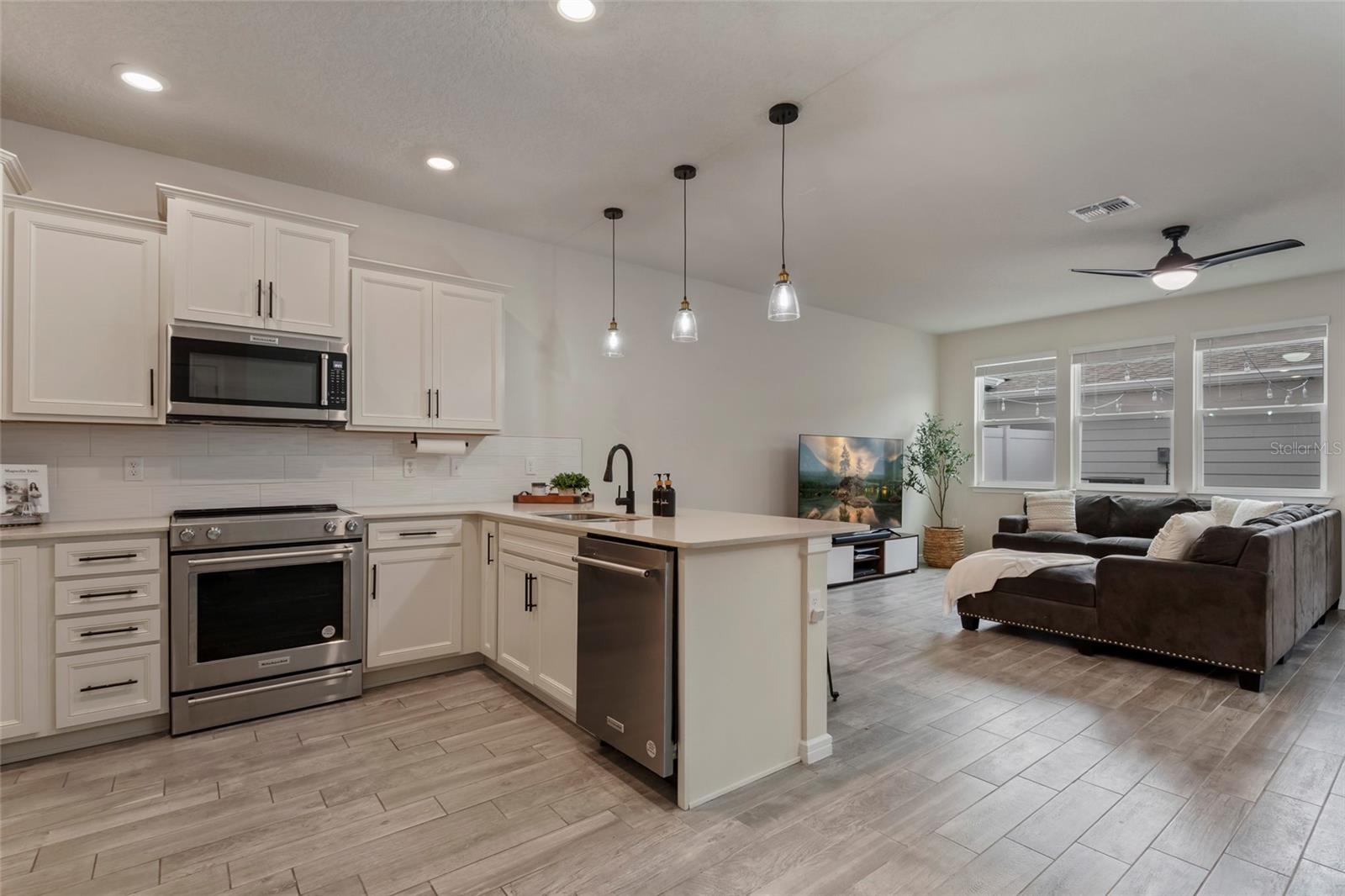 Image 18 of 62 For 14390 Orchid Island Drive