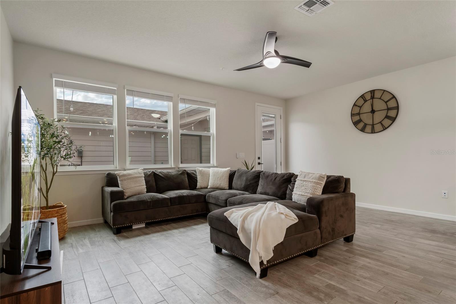 Image 21 of 62 For 14390 Orchid Island Drive