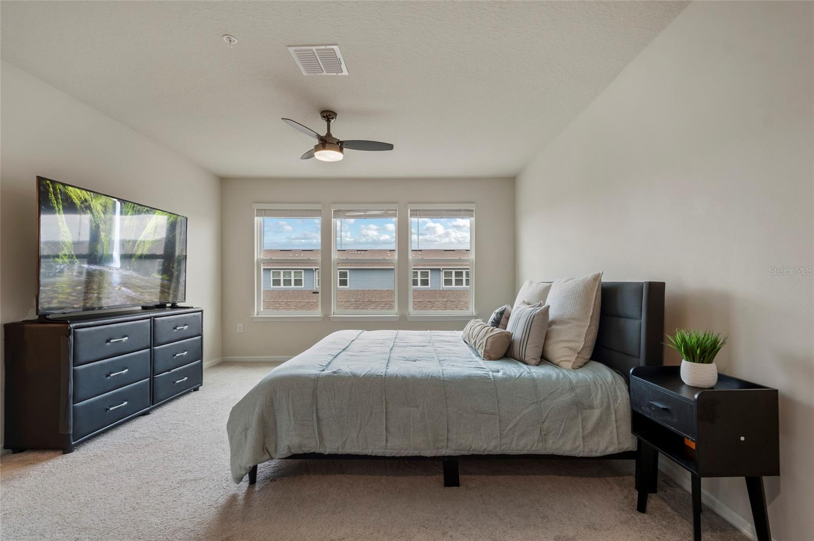 Image 32 of 62 For 14390 Orchid Island Drive