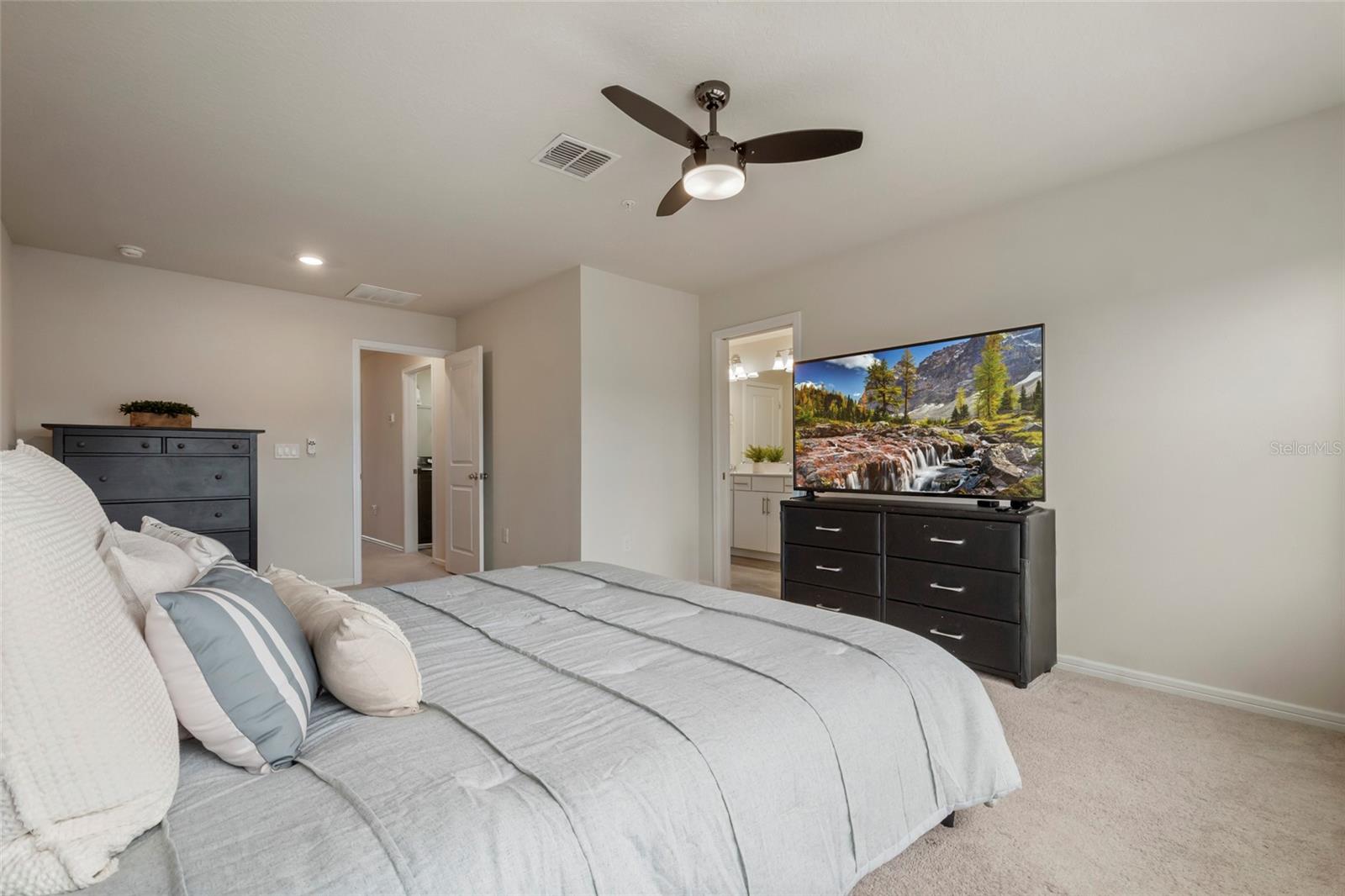Image 35 of 62 For 14390 Orchid Island Drive