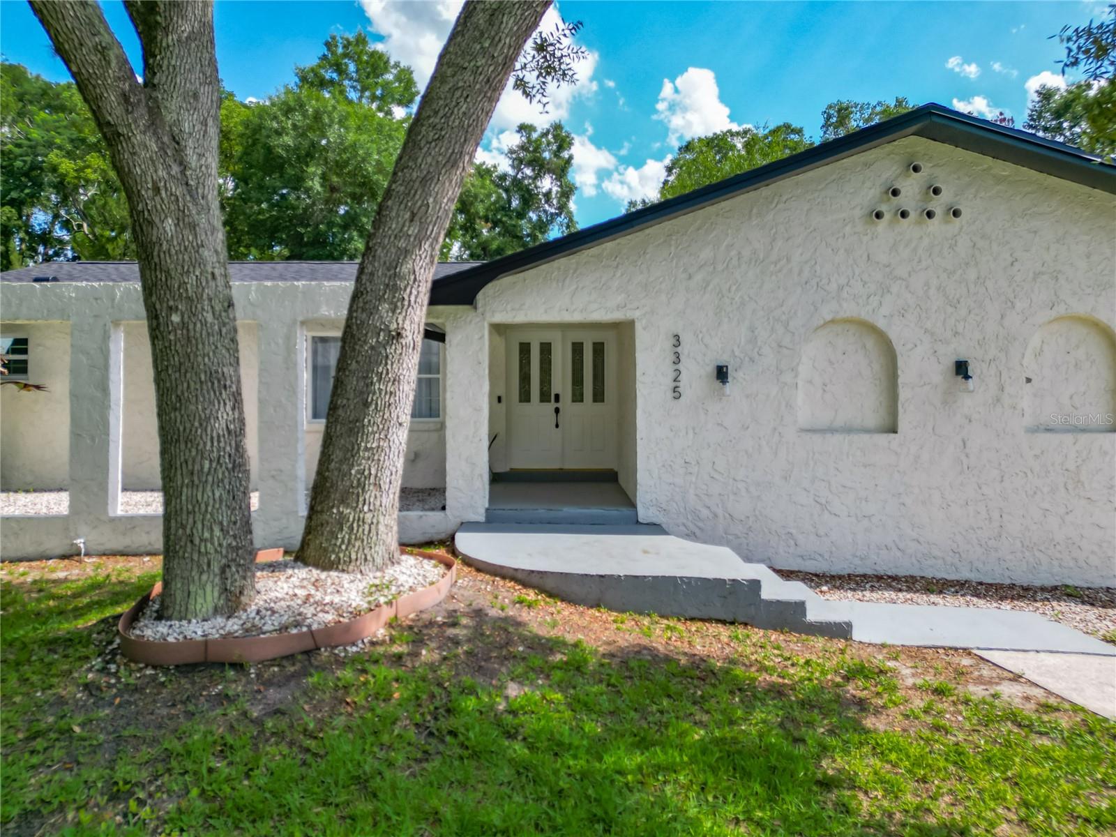 Image 3 of 71 For 3325 Horseshoe Drive