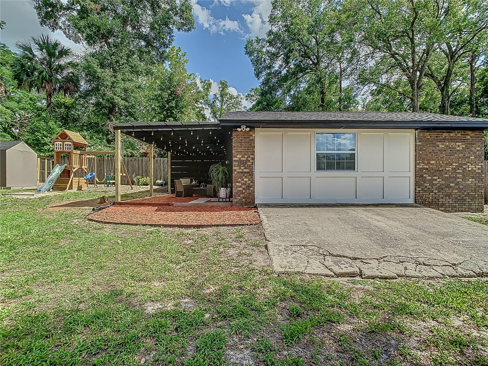 Image 47 of 71 For 3325 Horseshoe Drive