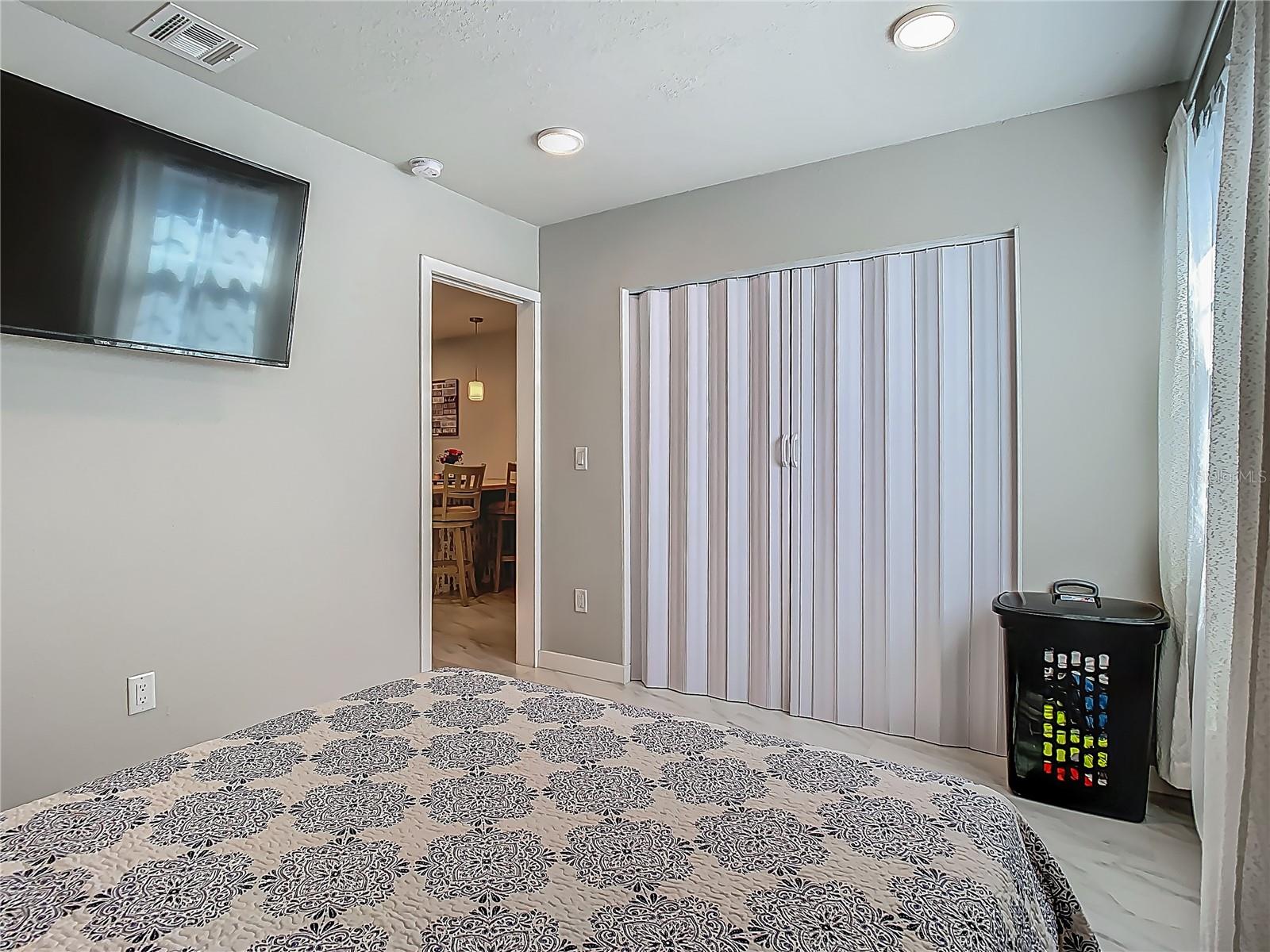 Image 59 of 71 For 3325 Horseshoe Drive