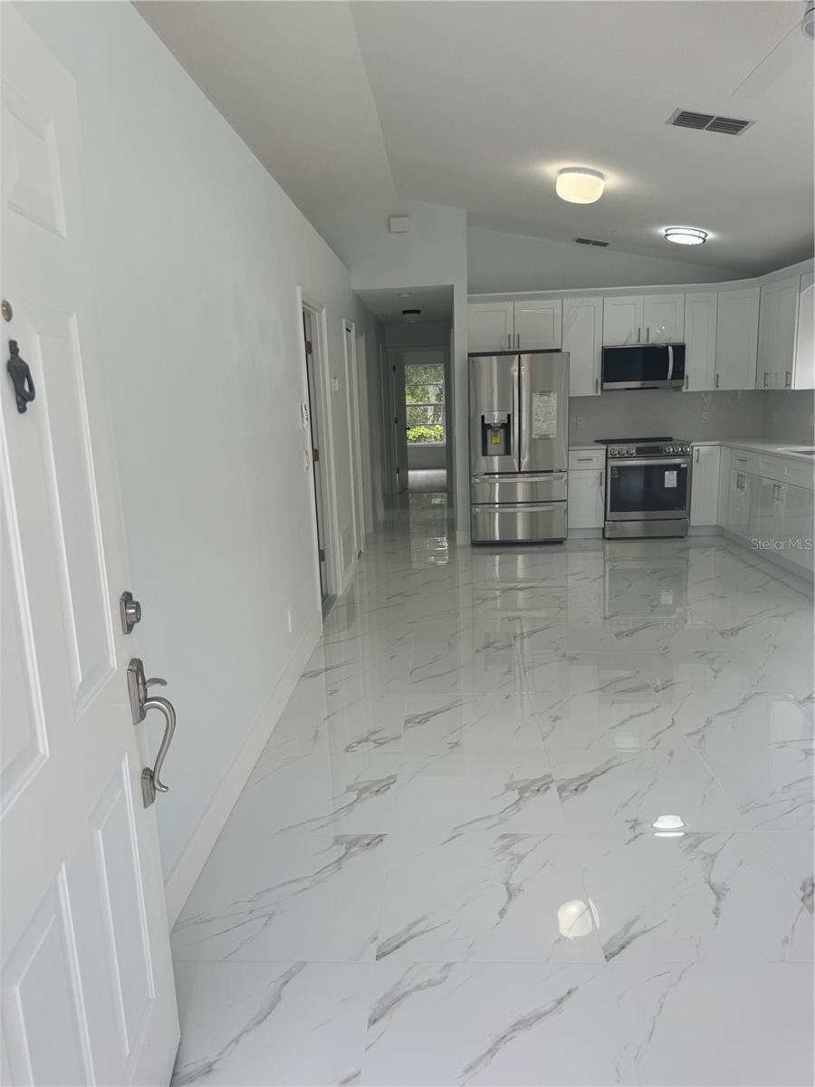 Image 4 of 26 For 1241 Cleveland Avenue