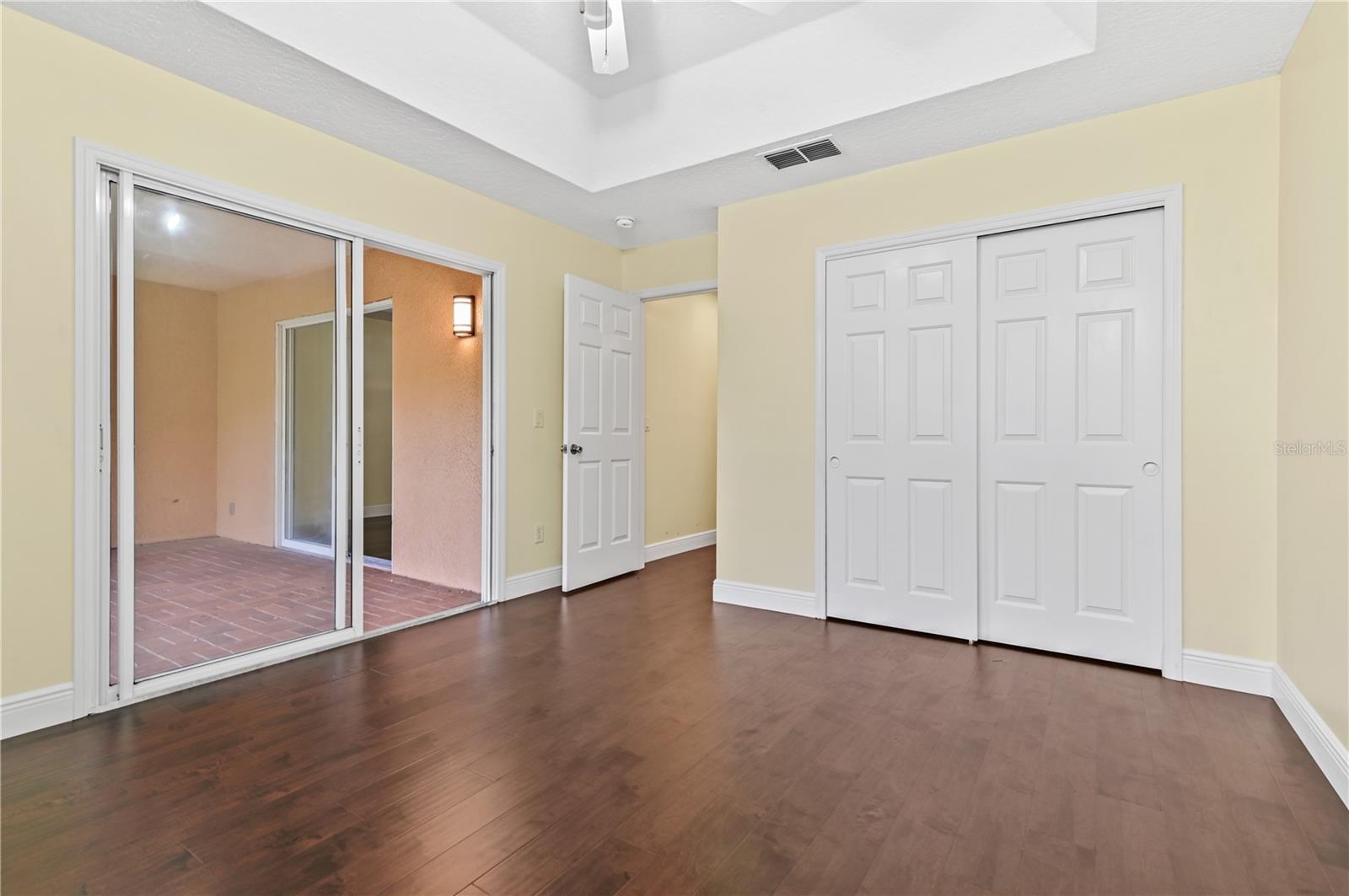Image 13 of 27 For 10349 Cypress Isle Court