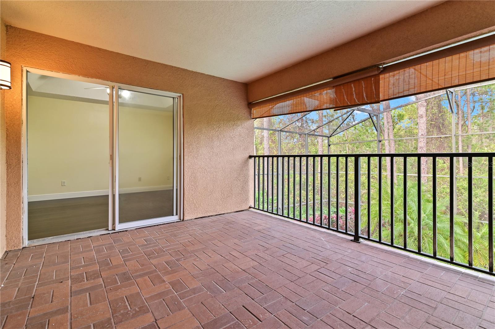 Image 20 of 27 For 10349 Cypress Isle Court
