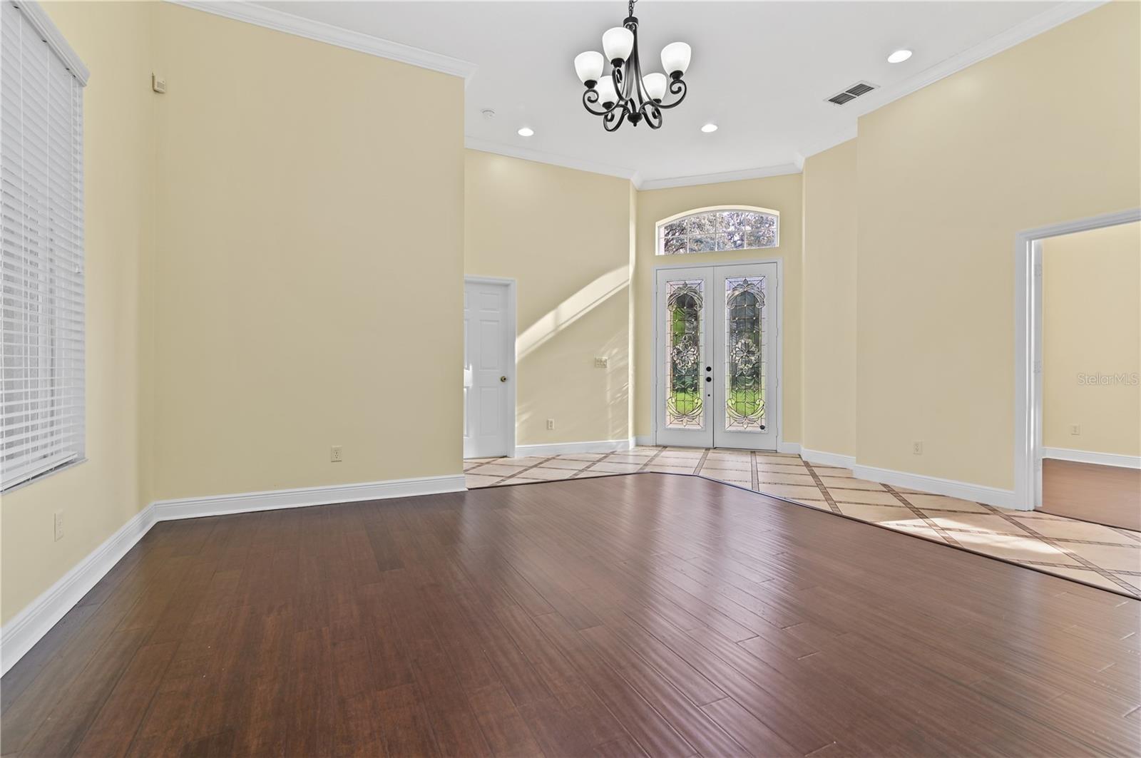 Image 3 of 27 For 10349 Cypress Isle Court