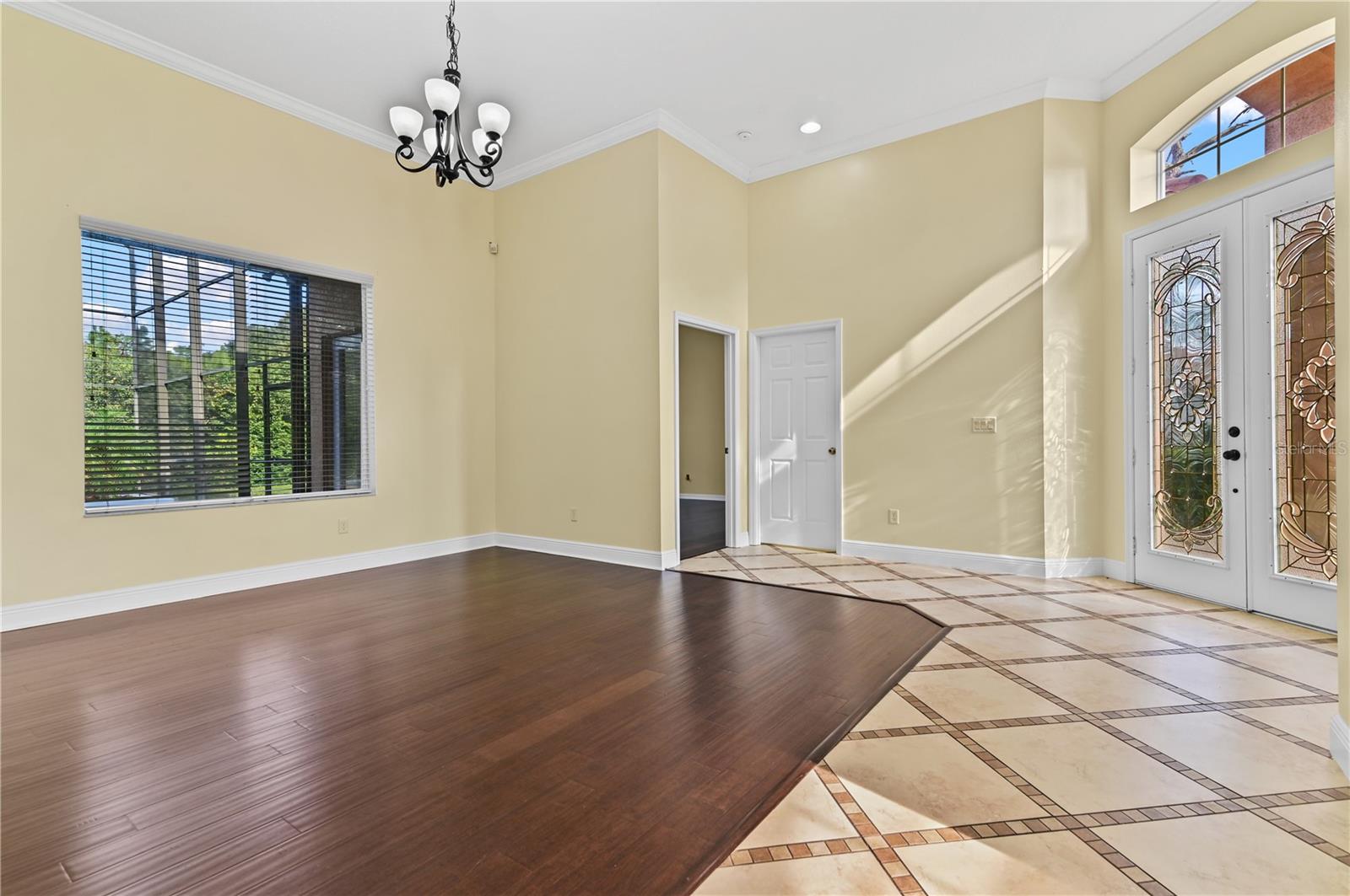 Image 4 of 27 For 10349 Cypress Isle Court