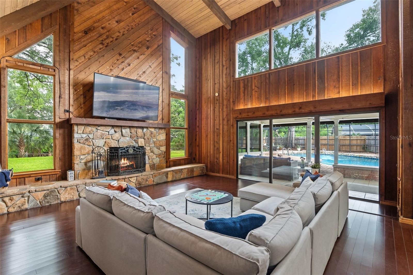 Image 17 of 72 For 120 Springwood Trail