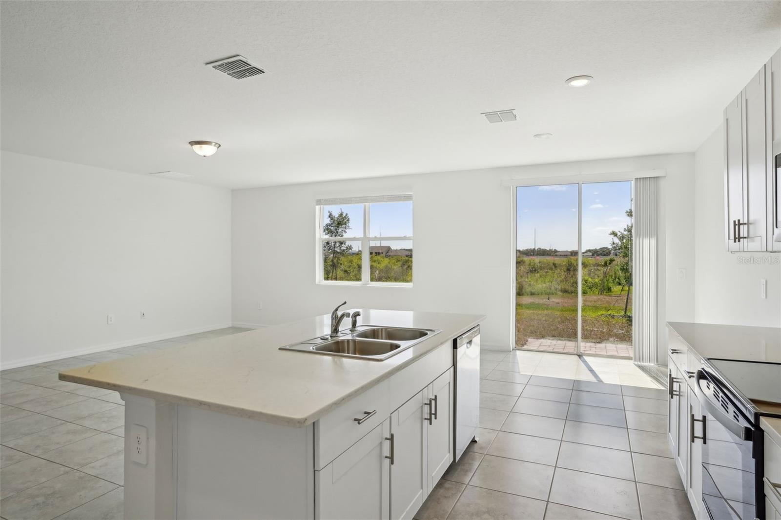 Image 11 of 38 For 3253 Viceroy Court