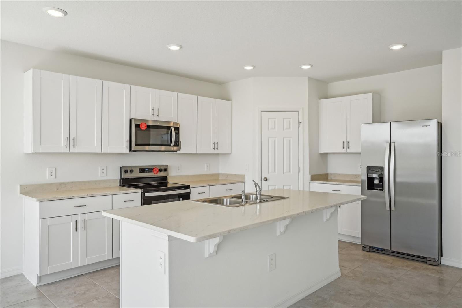 Image 13 of 38 For 3253 Viceroy Court