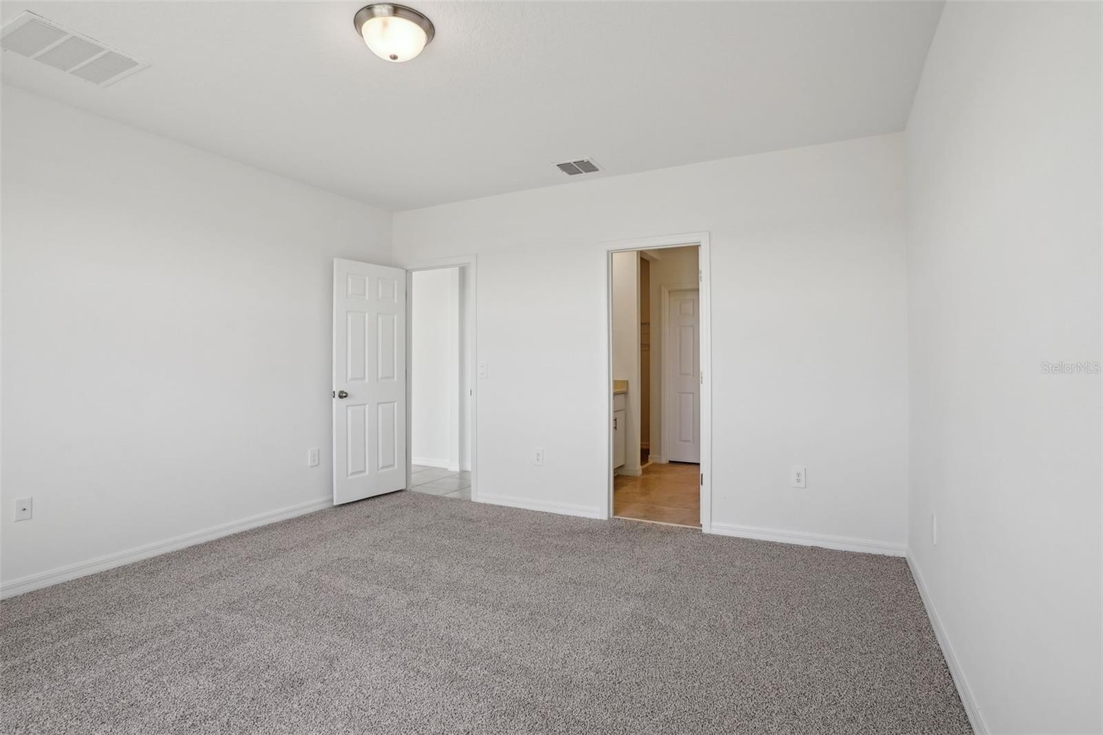 Image 16 of 38 For 3253 Viceroy Court