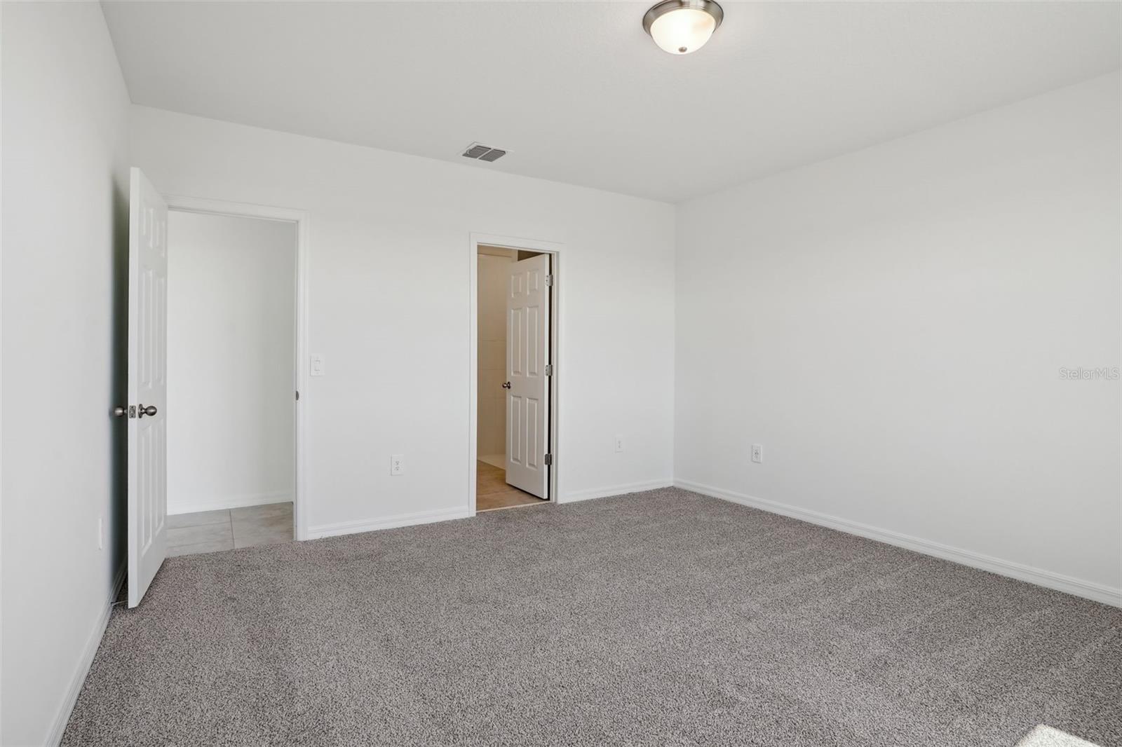 Image 17 of 38 For 3253 Viceroy Court