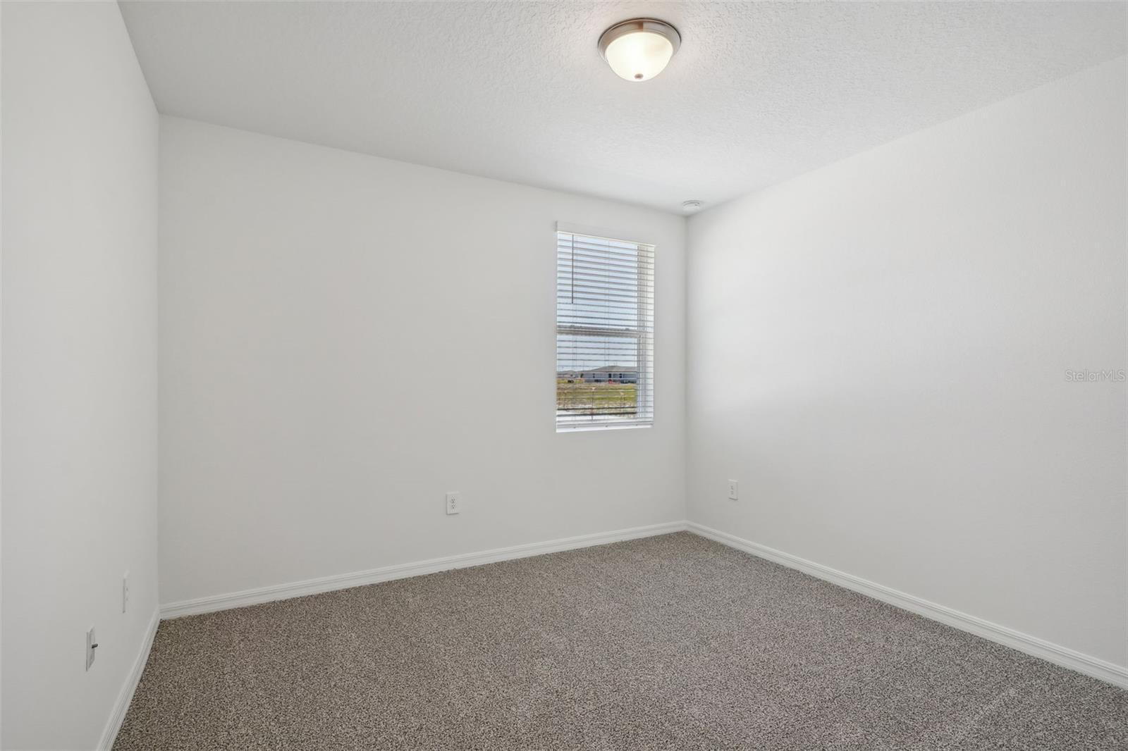 Image 22 of 38 For 3253 Viceroy Court