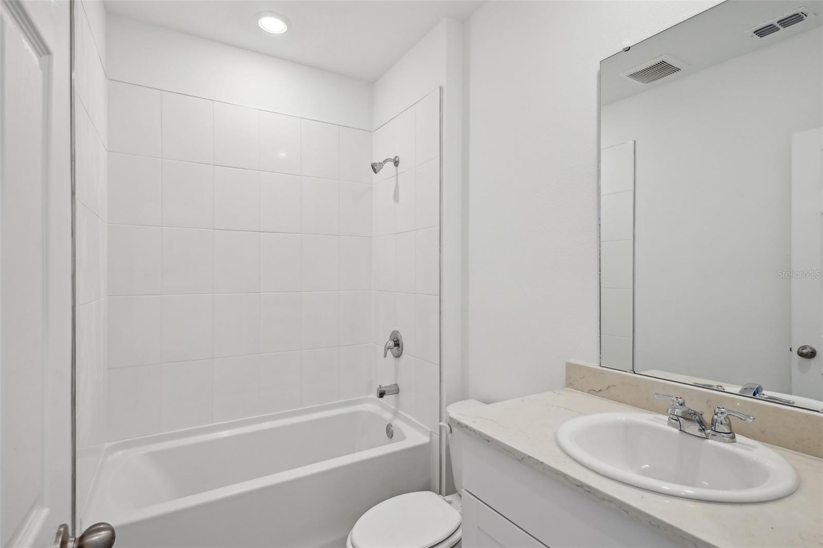 Image 24 of 38 For 3253 Viceroy Court