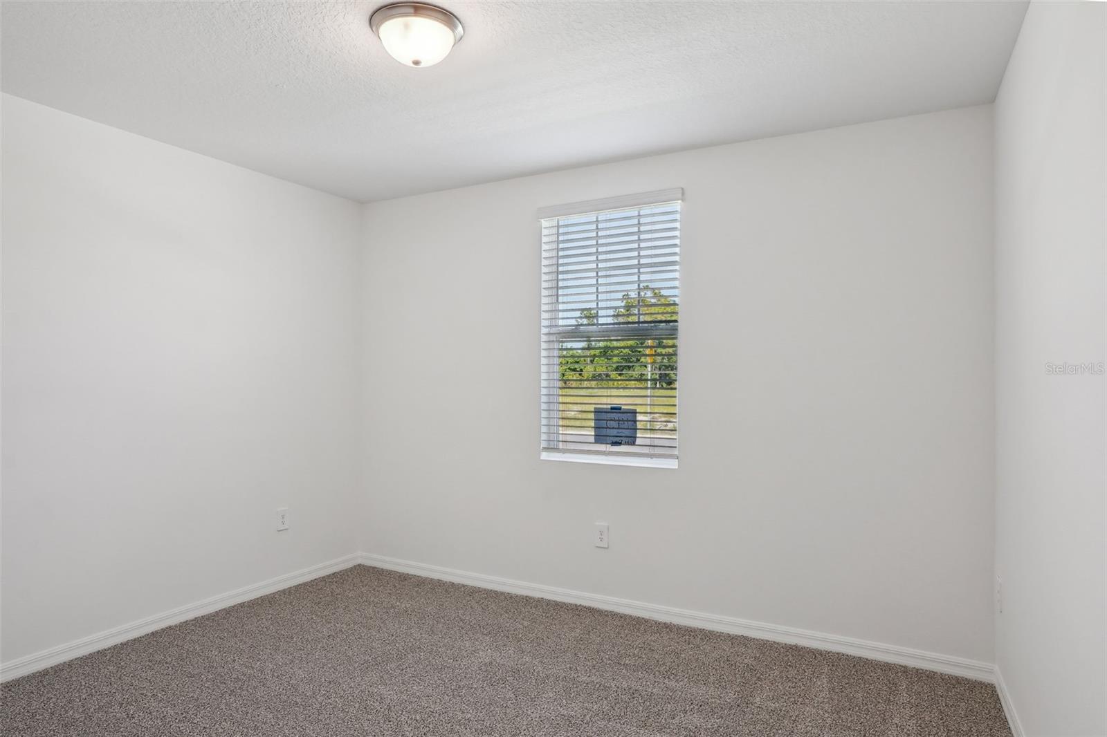 Image 25 of 38 For 3253 Viceroy Court